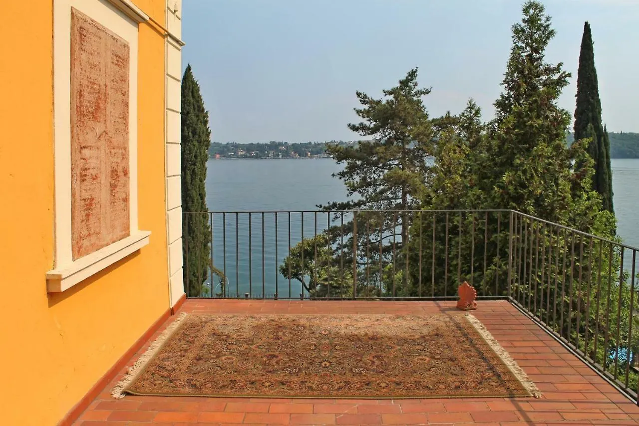 Villa Angela Salò 0*,  Itálie
